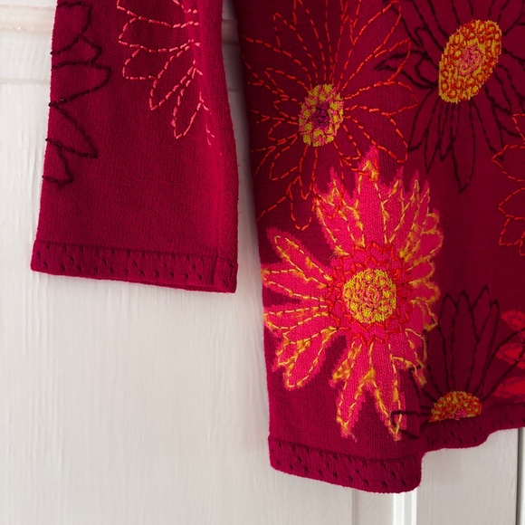 Susan Bristol Floral Dark Pink Hand Embroidered Floral Sweater Size Large - Picture 3 of 15